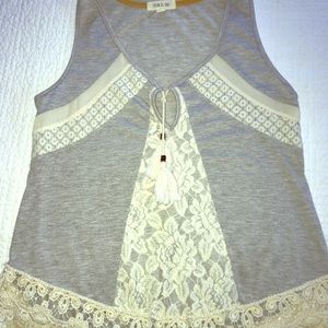 Boho shirt with tassels